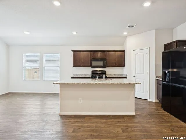 323 Shimmering Cove San Marcos, TX 78666