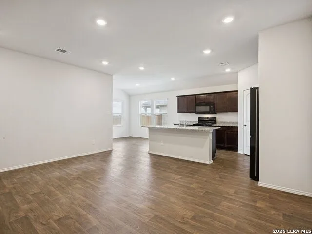 323 Shimmering Cove San Marcos, TX 78666