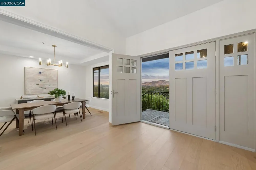 6 Tanglewood Lane Lafayette, CA 94549
