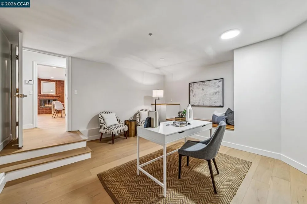 6 Tanglewood Lane Lafayette, CA 94549