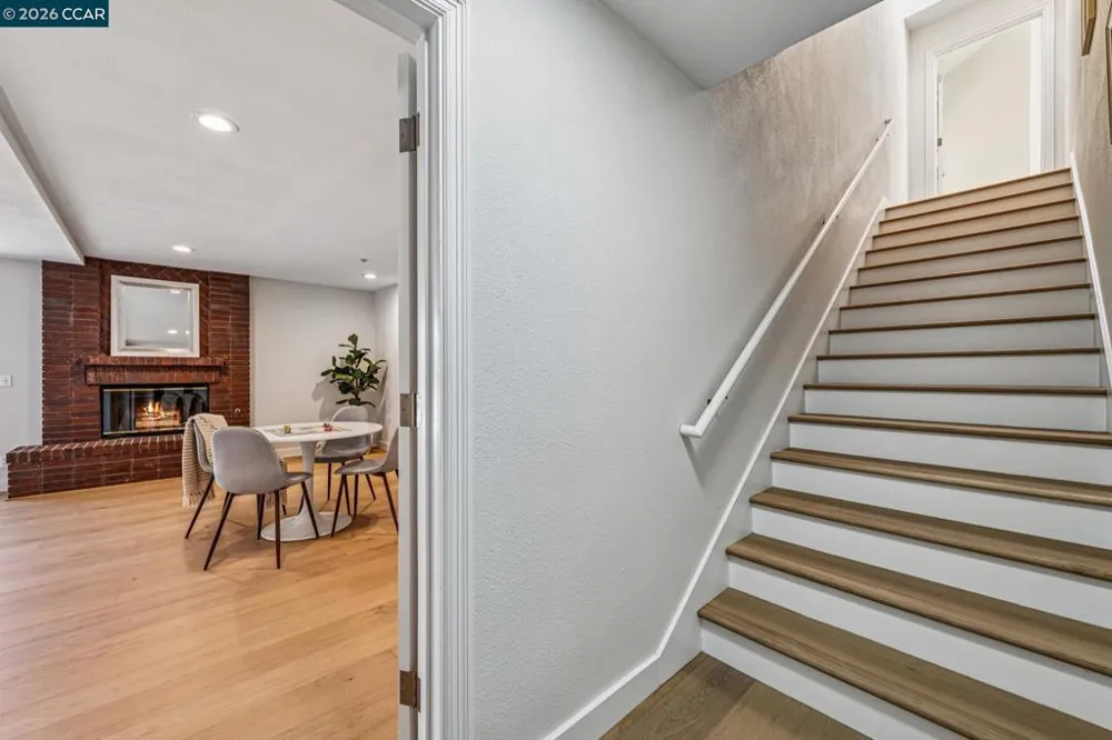 6 Tanglewood Lane Lafayette, CA 94549