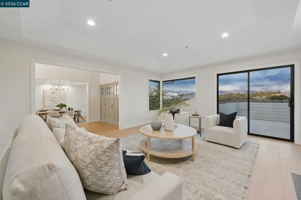 6 Tanglewood Lane Lafayette, CA 94549