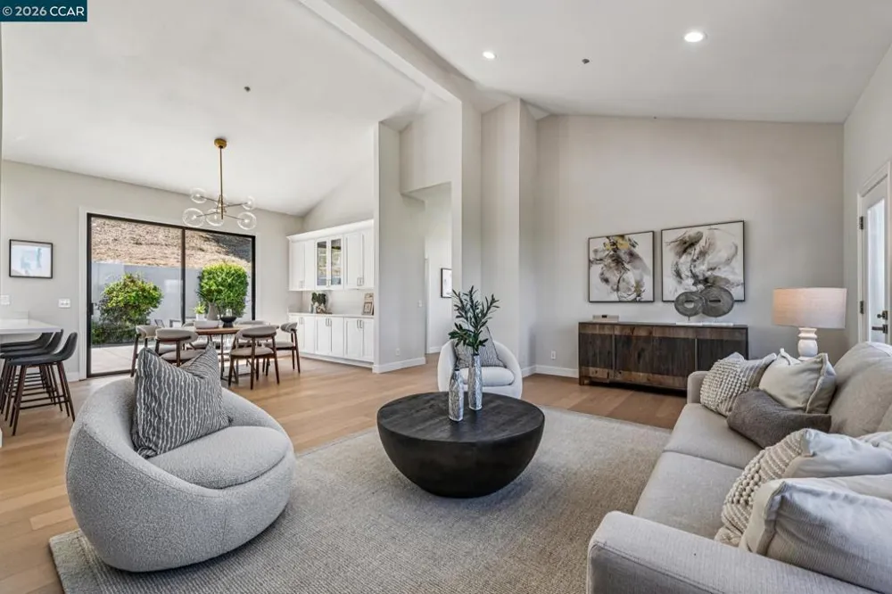 6 Tanglewood Lane Lafayette, CA 94549
