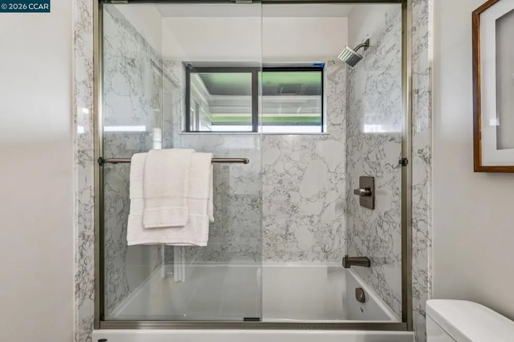 6 Tanglewood Lane Lafayette, CA 94549