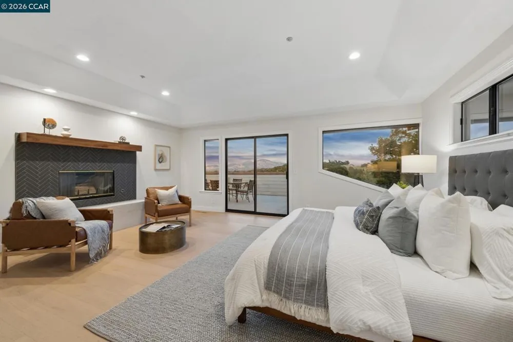 6 Tanglewood Lane Lafayette, CA 94549