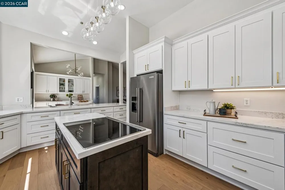 6 Tanglewood Lane Lafayette, CA 94549