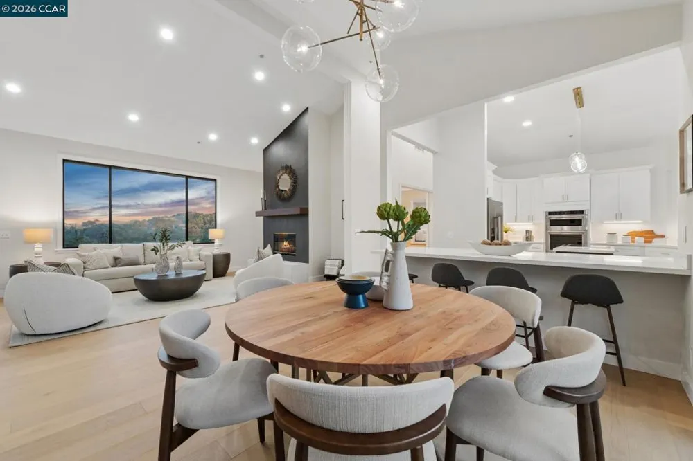 6 Tanglewood Lane Lafayette, CA 94549