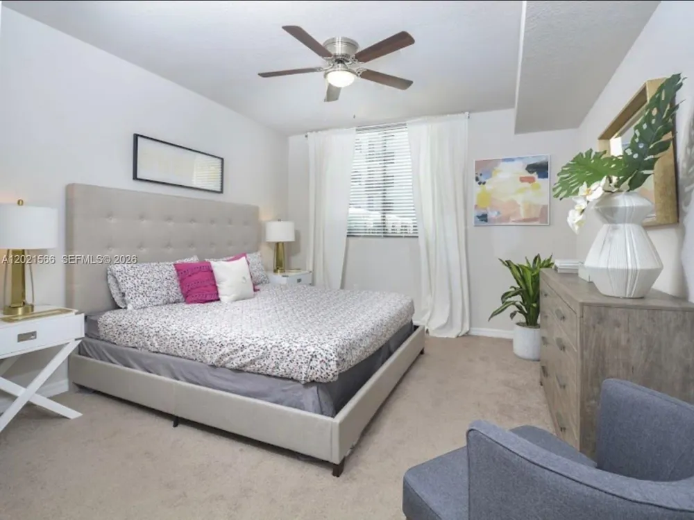 2001 ludlam #110 West Miami, FL 33147