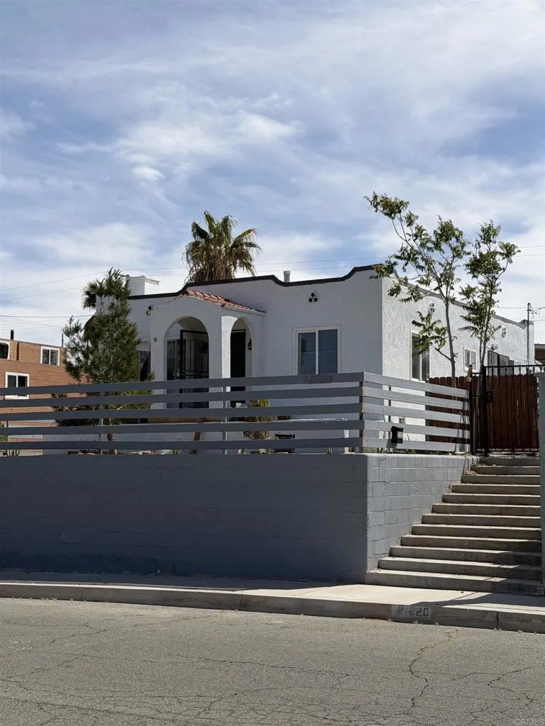 232 E Fredricks Street Barstow, CA 92311