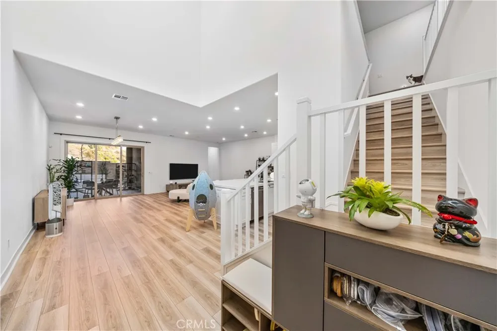378 Mullberry Place Montebello, CA 90640