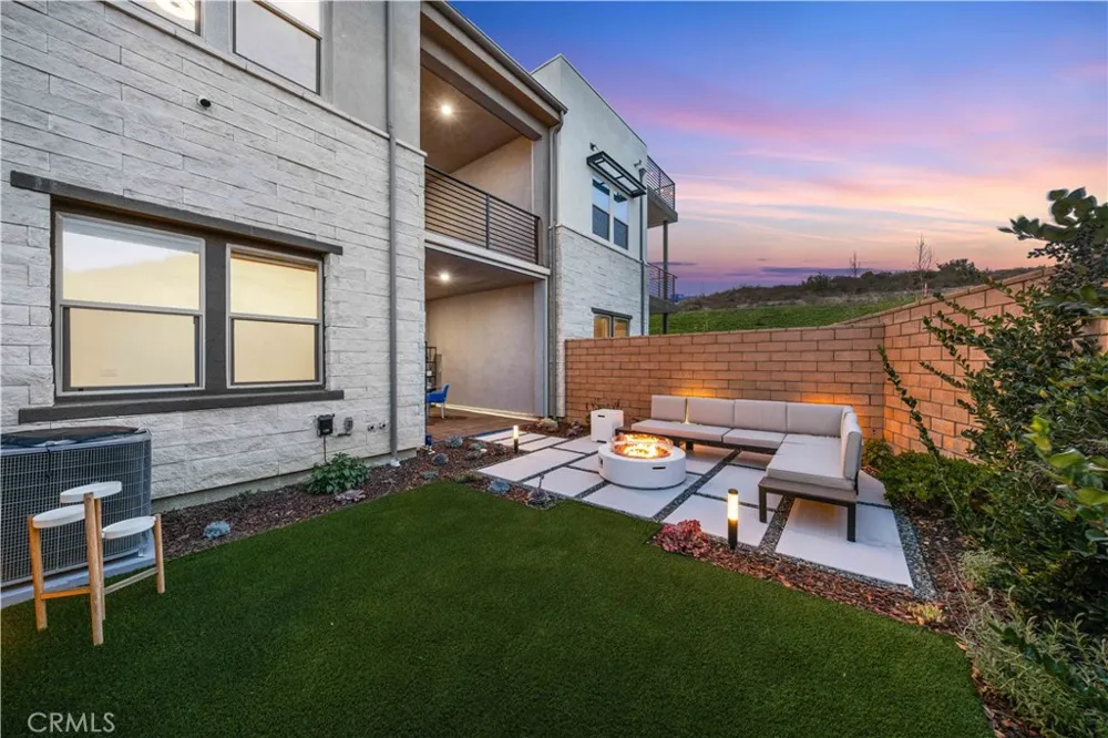 378 Mullberry Place Montebello, CA 90640