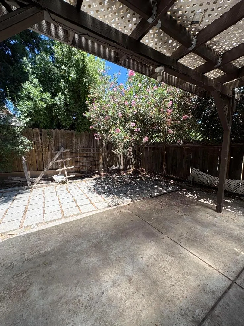 3905 Wilkesboro Avenue Modesto, CA 95357