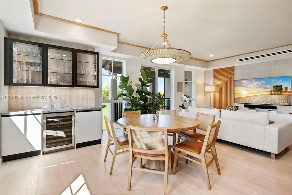 1228 Anastasia Ave #304 Coral Gables, FL 33134