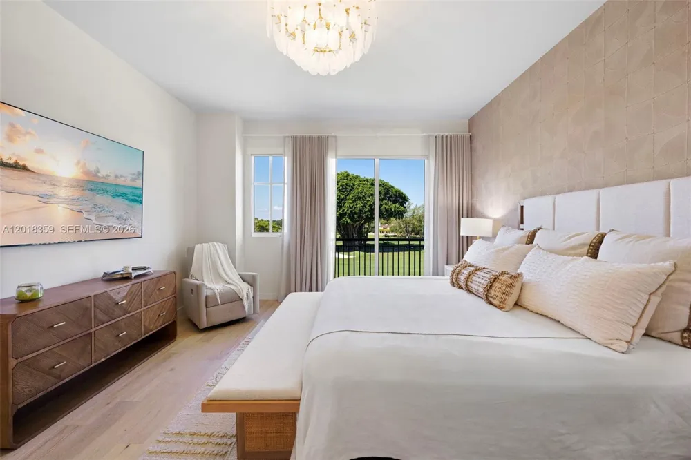 1228 Anastasia Ave #304 Coral Gables, FL 33134