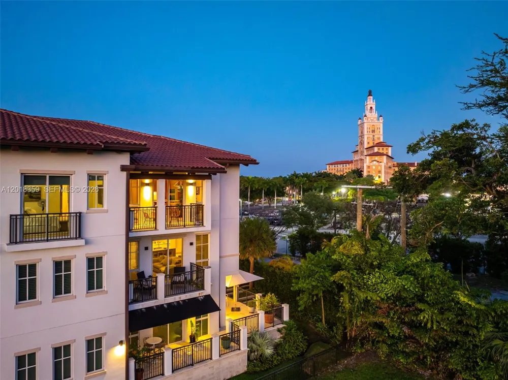 1228 Anastasia Ave #304 Coral Gables, FL 33134