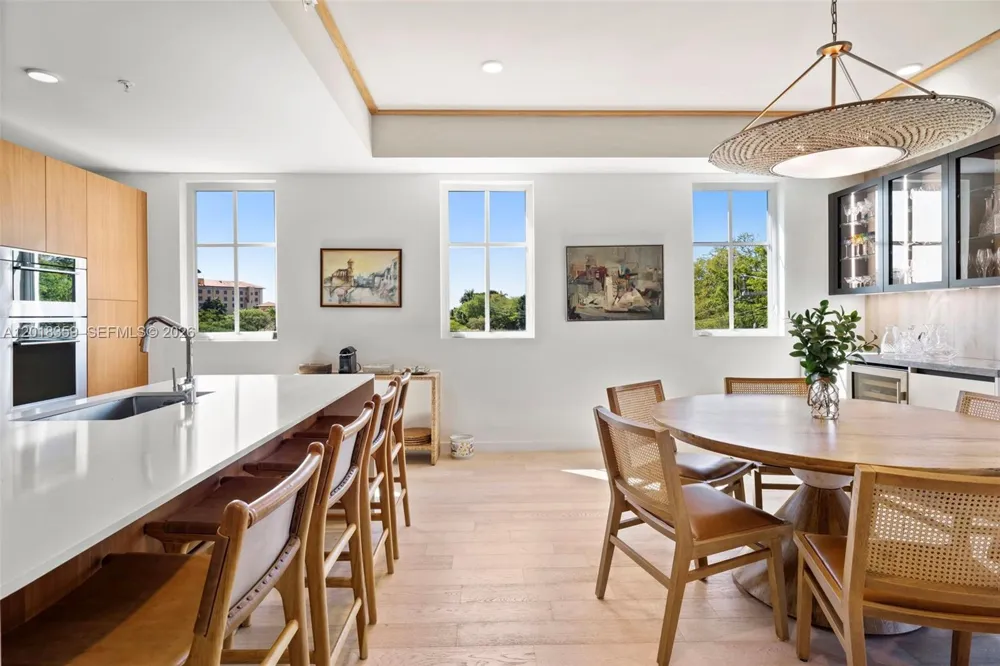 1228 Anastasia Ave #304 Coral Gables, FL 33134