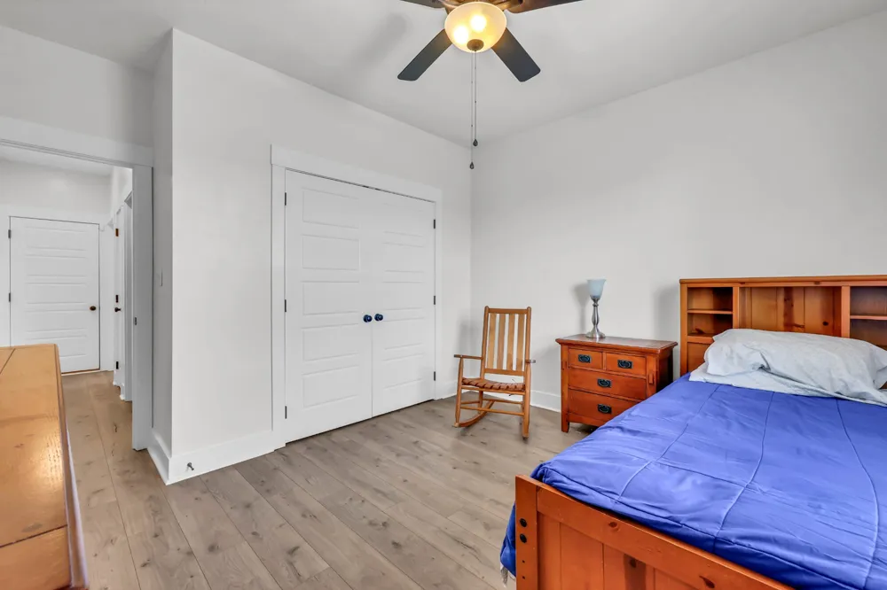 717 HIGH PLAINS DRIVE Clarksville, TN 37043