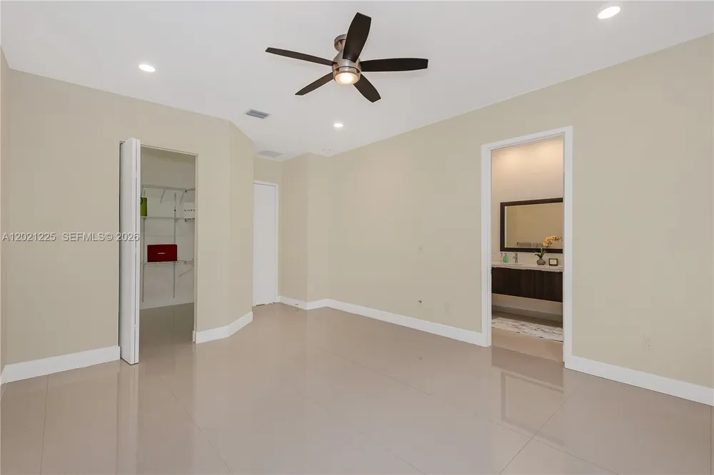 6681 NW 104th Ave Doral, FL 33178