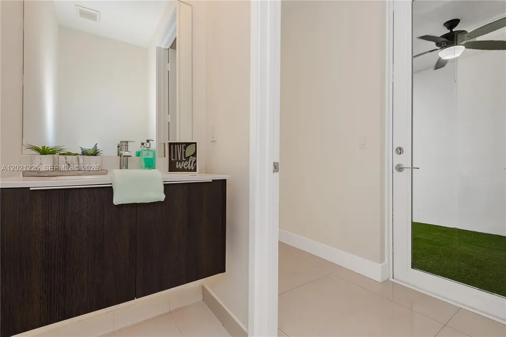 6681 NW 104th Ave Doral, FL 33178