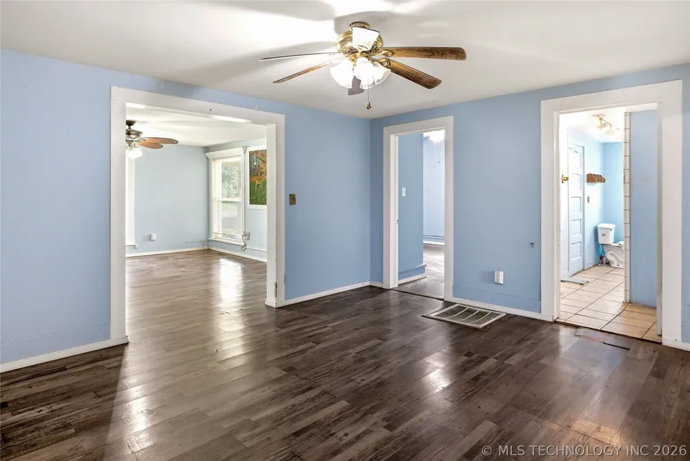 321 E Delaware Westville, OK 74965