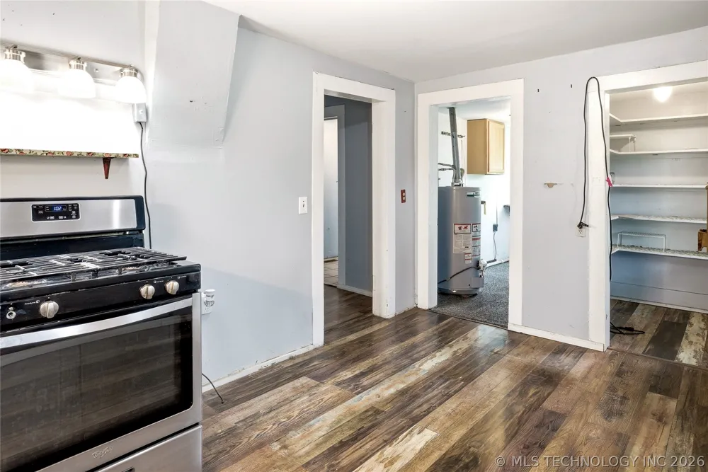 321 E Delaware Westville, OK 74965