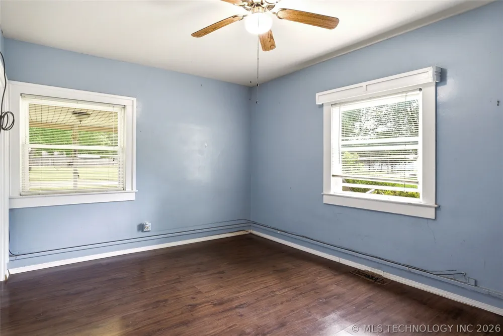 321 E Delaware Westville, OK 74965