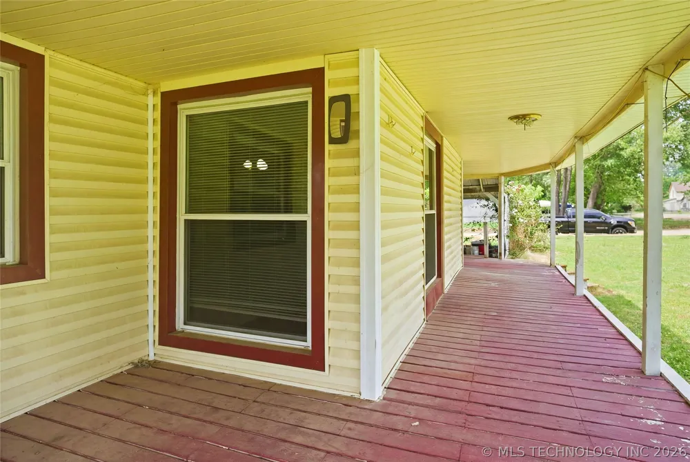 321 E Delaware Westville, OK 74965