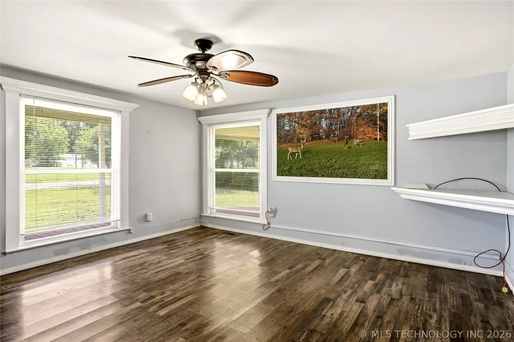 321 E Delaware Westville, OK 74965