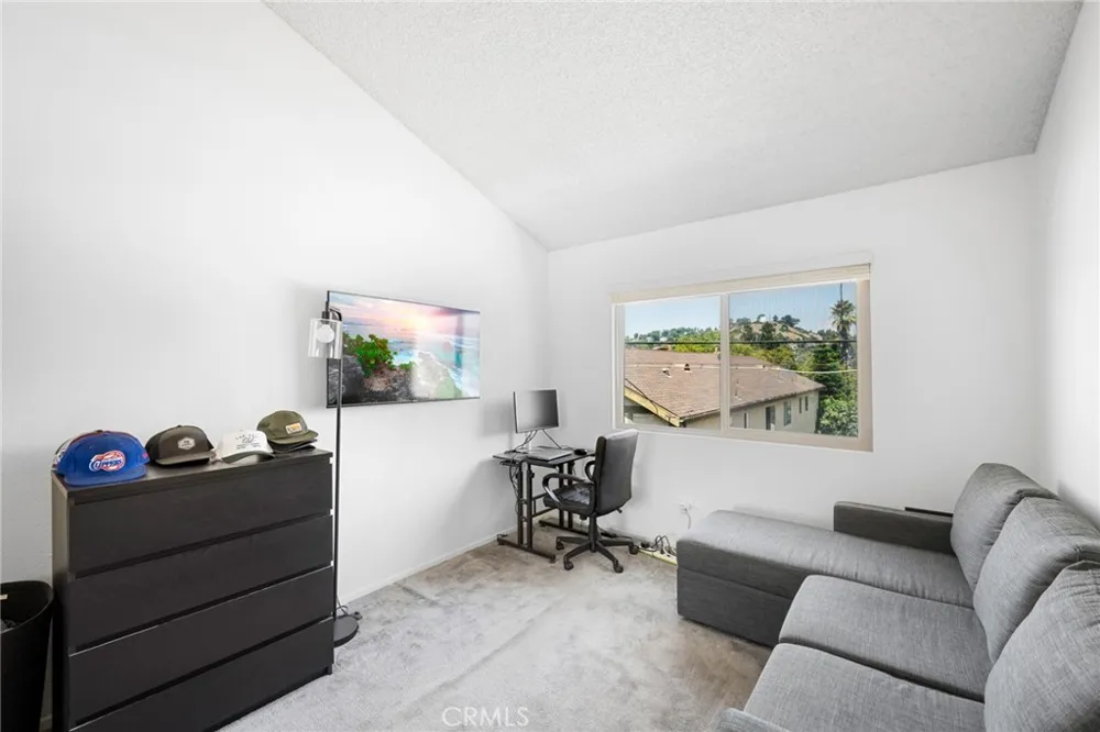 3827 W Avenue 41 Los Angeles, CA 90065