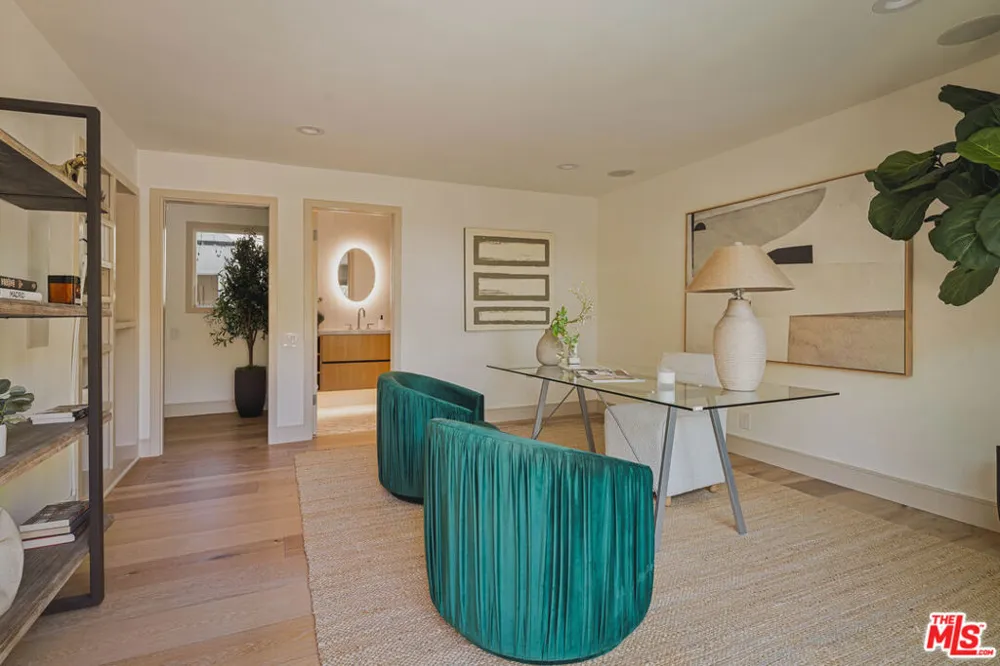 3084 Franklin Canyon Drive Beverly Hills, CA 90210