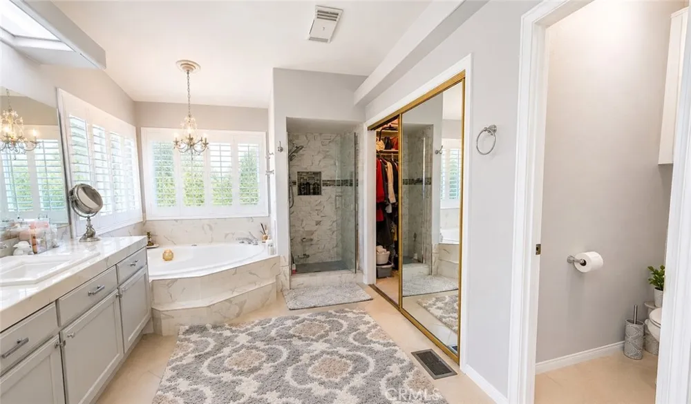 14666 Robin Helendale, CA 92342
