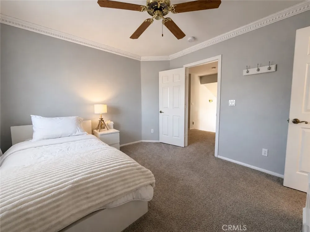 14666 Robin Helendale, CA 92342
