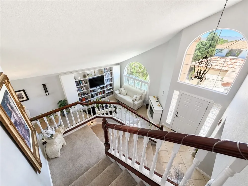 14666 Robin Helendale, CA 92342