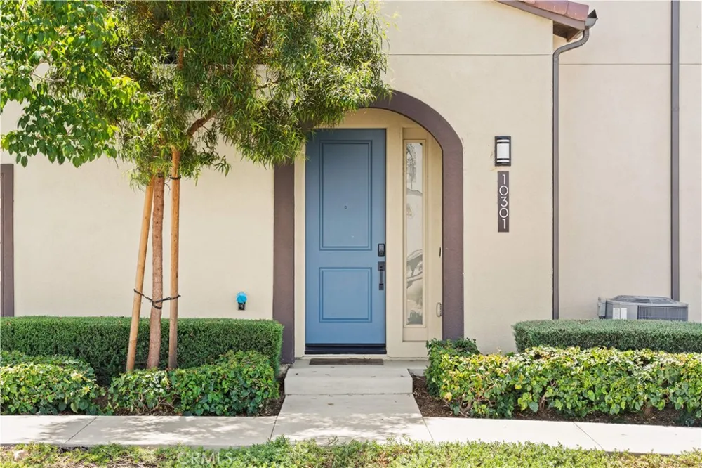 10301 Triple Crown Lane Cypress, CA 90720