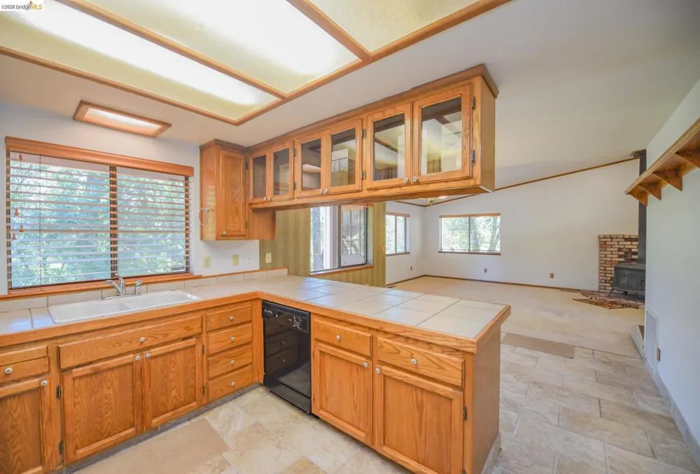 21882 El Oso Way Sonora, CA 95370