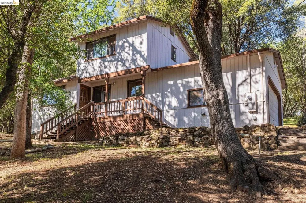 21882 El Oso Way Sonora, CA 95370