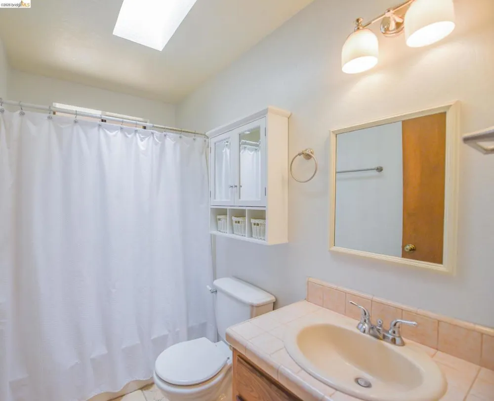 21882 El Oso Way Sonora, CA 95370
