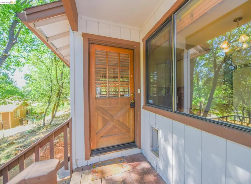 21882 El Oso Way Sonora, CA 95370