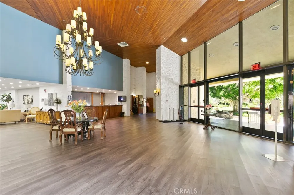 24055 Paseo Del Lago W #1406 Laguna Woods, CA 92637