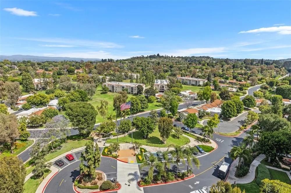 24055 Paseo Del Lago W #1406 Laguna Woods, CA 92637