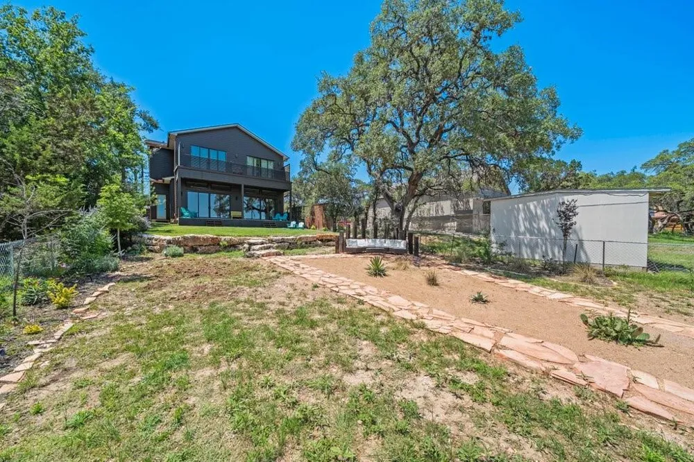 2758 Lakeshore Drive Canyon Lake, TX 78133