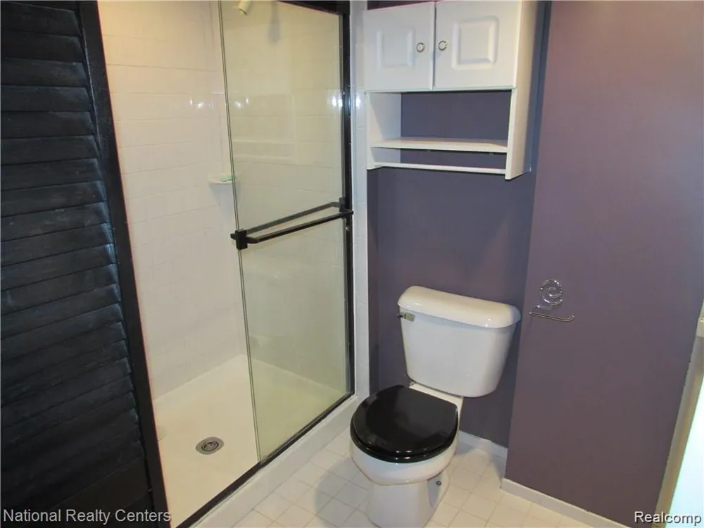 42106 Gladwin Street Novi City, MI 48167