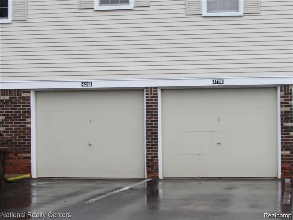 42106 Gladwin Street Novi City, MI 48167