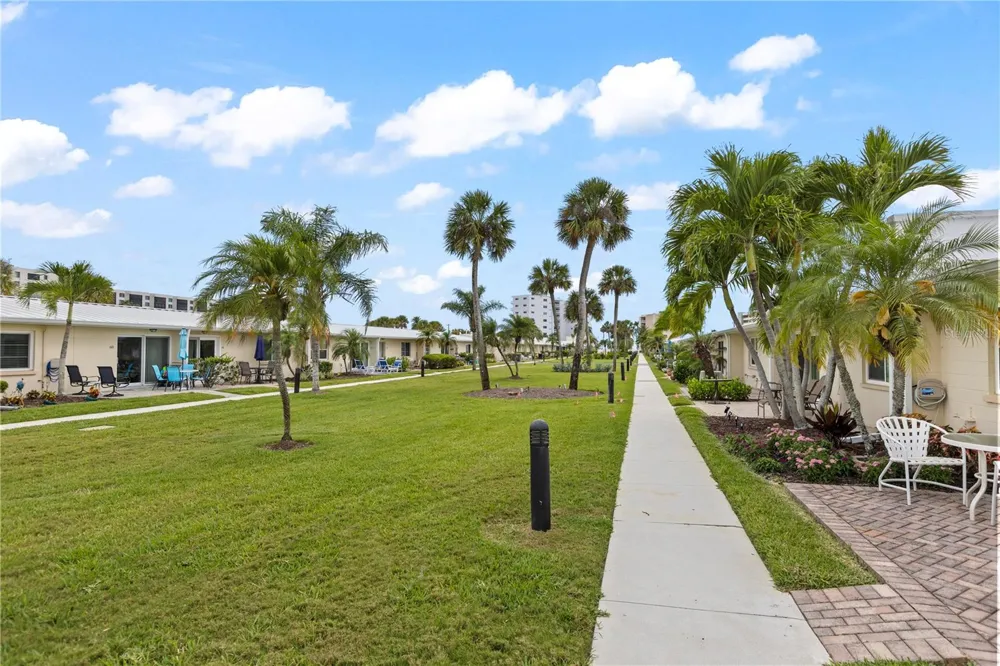 5830 MIDNIGHT PASS ROAD #29 Sarasota, FL 34242