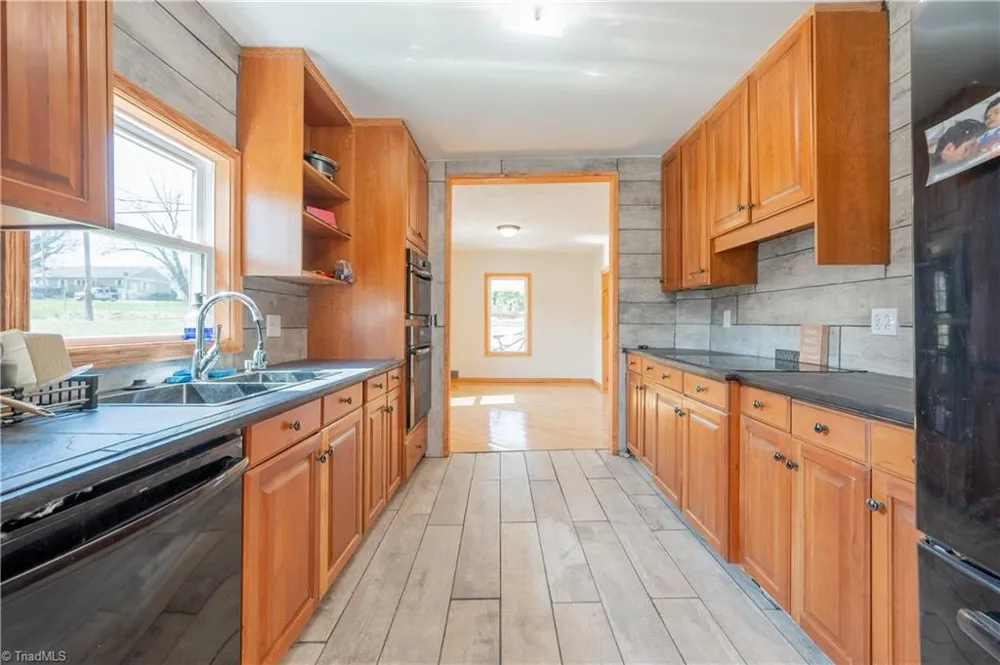 105 Swanson Street Galax, VA 24333