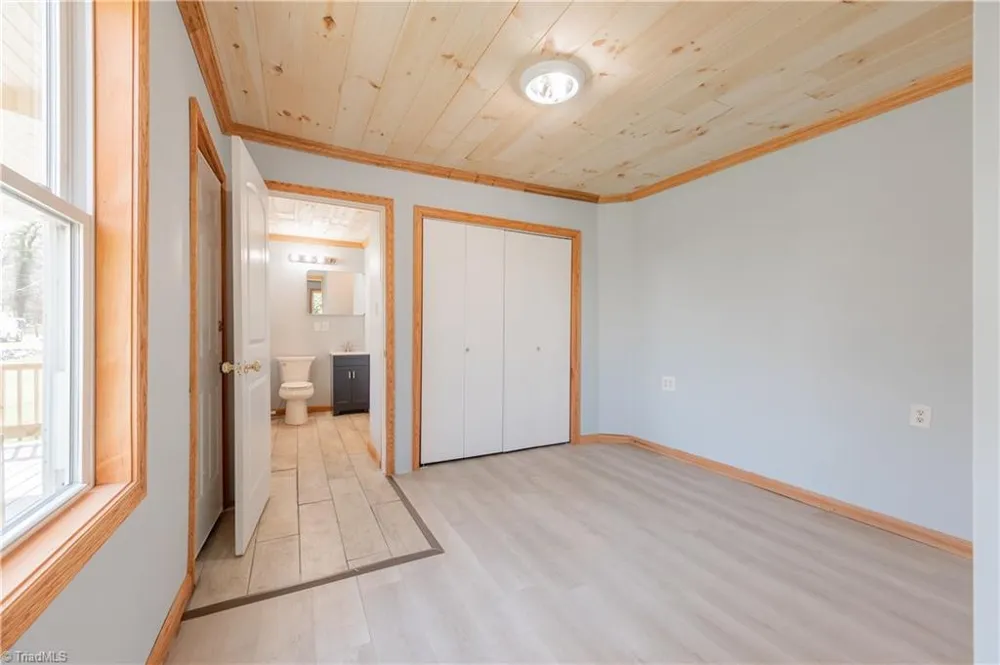 105 Swanson Street Galax, VA 24333