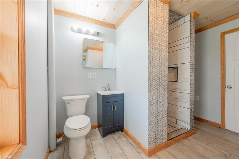 105 Swanson Street Galax, VA 24333