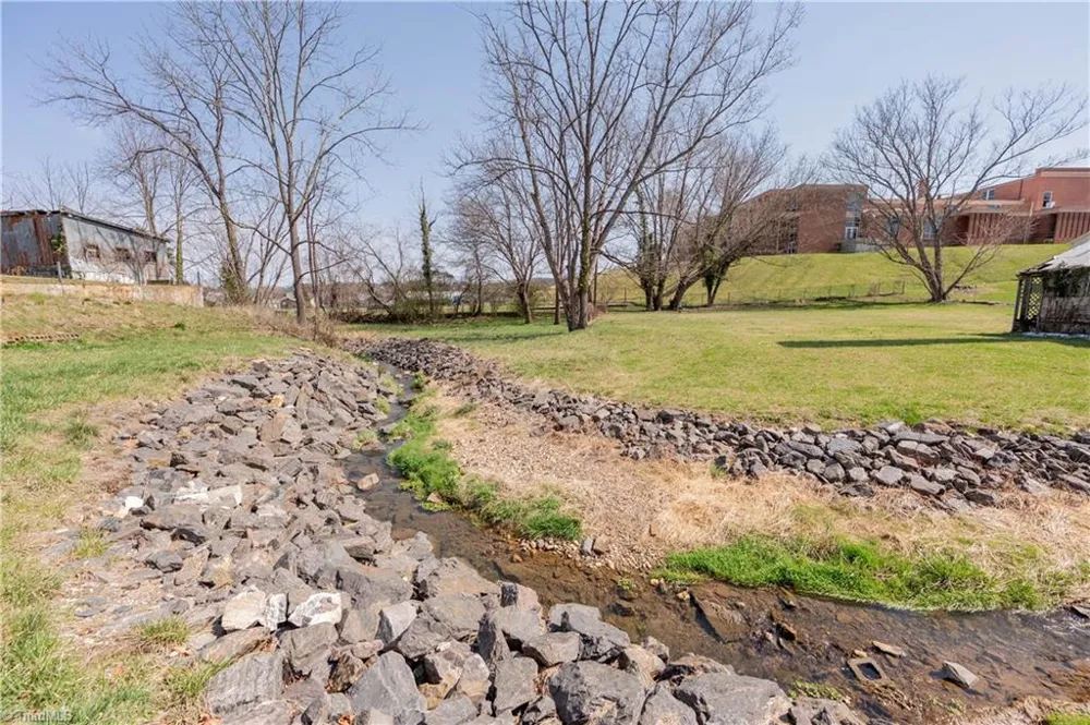 105 Swanson Street Galax, VA 24333