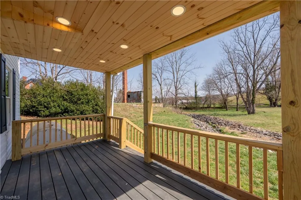 105 Swanson Street Galax, VA 24333
