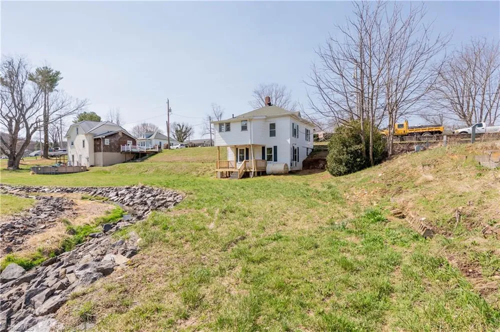 105 Swanson Street Galax, VA 24333